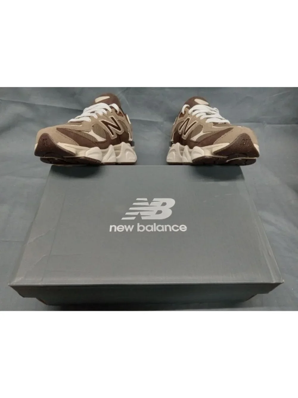 New Balance 9060 (GS) Sneakers G9060SFP Brown Brown Boys Size 5 NEW IN BOX!
